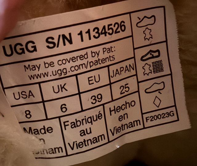 UGG Boots - brand new - photo 5