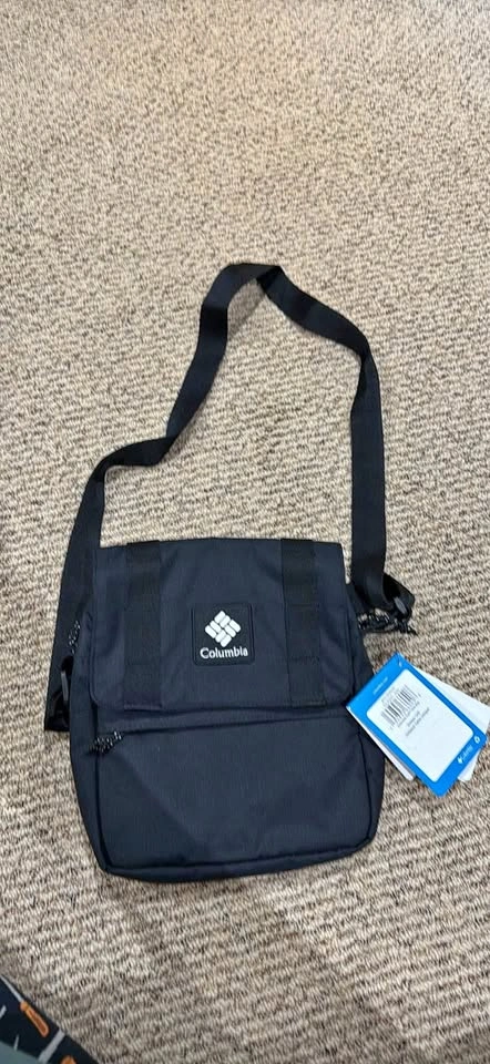 Columbia cross body bag