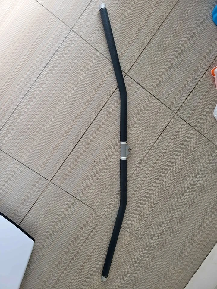 Lat pull down bar