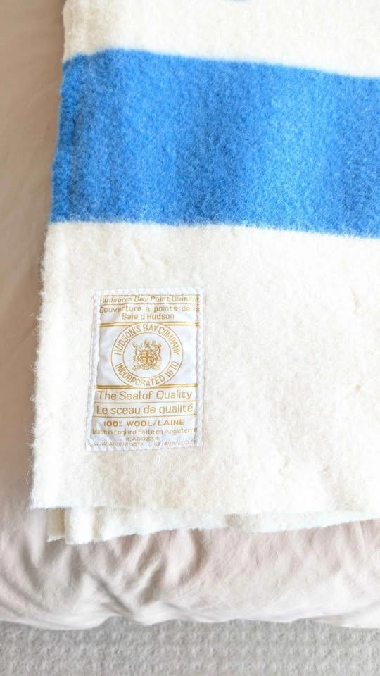 Sky Blue & White Vintage 70s 8-Point Hudson's Bay Blanket - photo 3