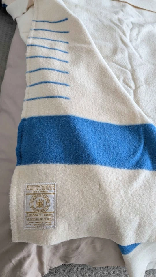 Sky Blue & White Vintage 70s 8-Point Hudson's Bay Blanket - photo 5