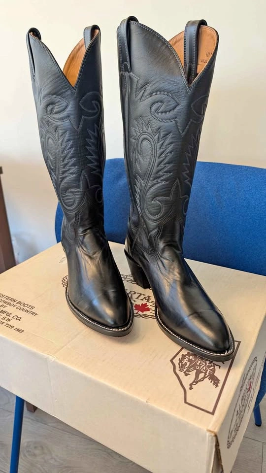 BNIB Alberta Boot Company Black Leather Cowboy Boots 10AA