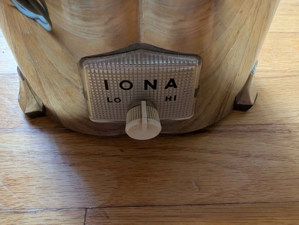 Vintage Iona 2-Speed Glass Blender - photo 2