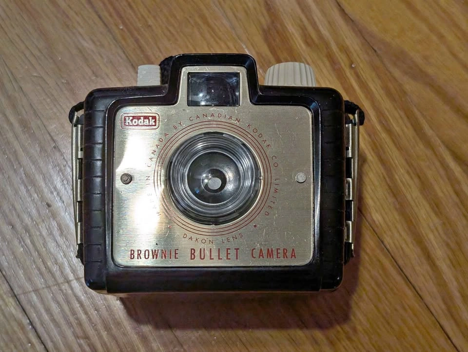 Vintage Kodak Brownie Bullet Camera