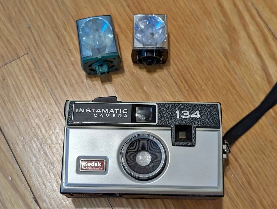 Vintage Kodak Instamatic 134 Camera with Flashcubes