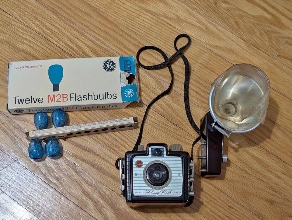 Vintage Kodak Brownie Holiday Flash Camera with Flashbulb
