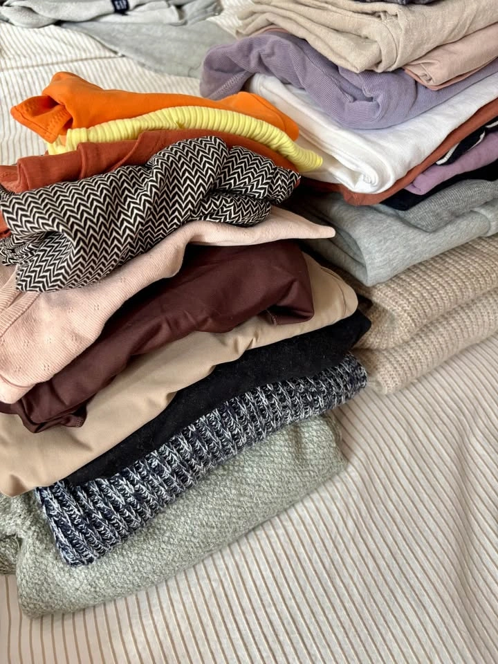 Women’s Clothing Bundle - Sizes Small to XL - photo 3
