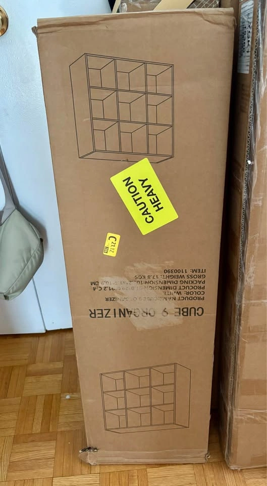 New in Box - 9 Cube Shelf Organizer - White - photo 3