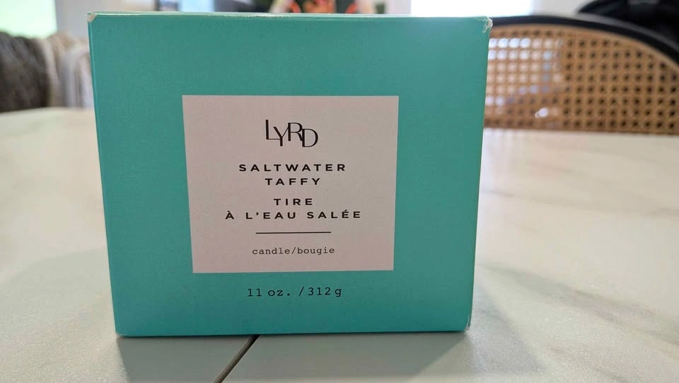 Brand New: LYRD Saltwater Taffy Candle - photo 2