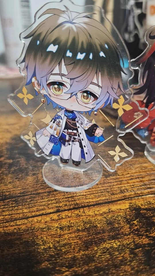 Five Nijisanji vtubers acrylic stands - photo 2