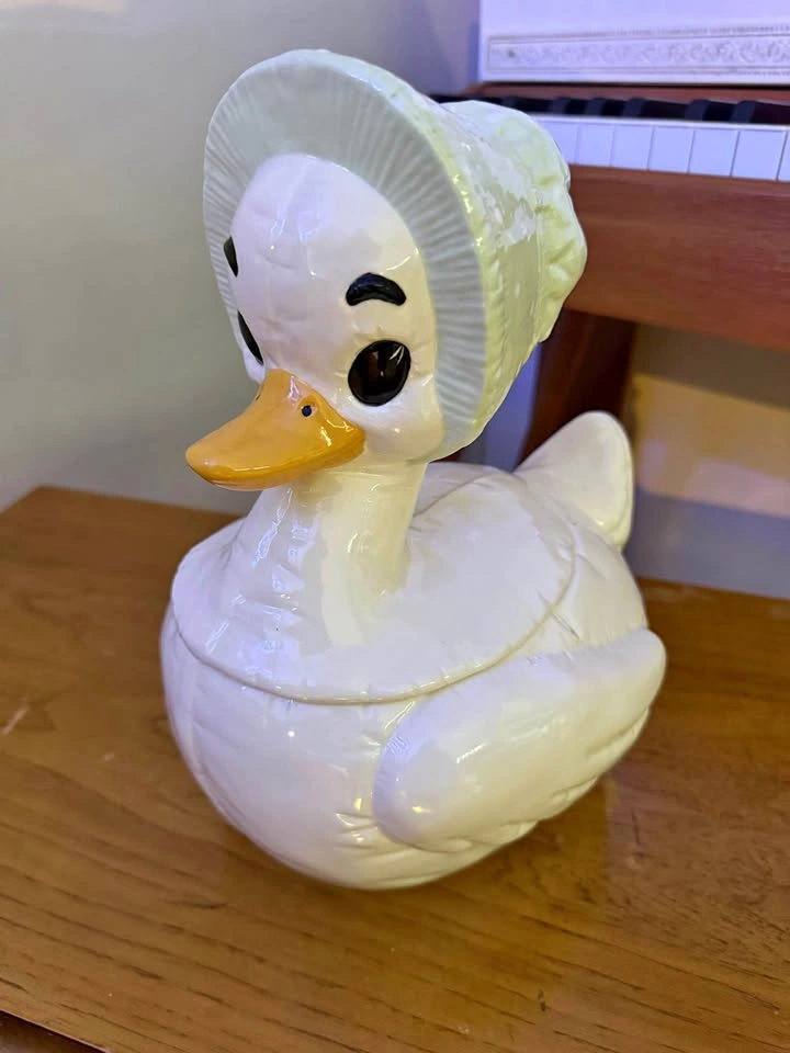 Vintage American Bisque ceramic Mother Goose