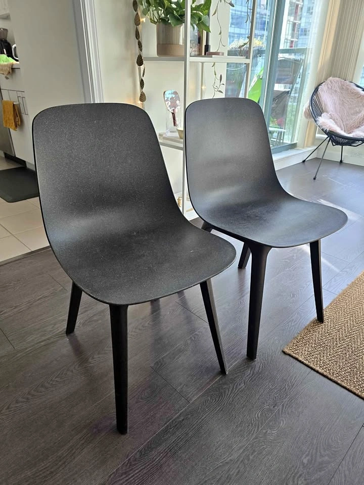 2x IKEA ODGER Chairs – Anthracite