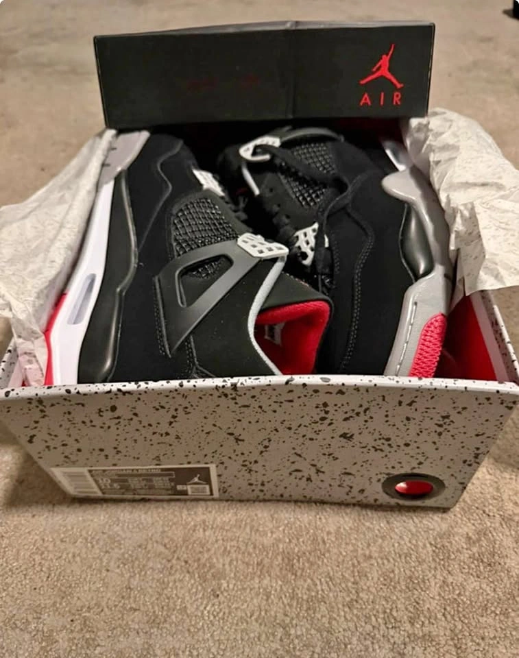 Jordan 4