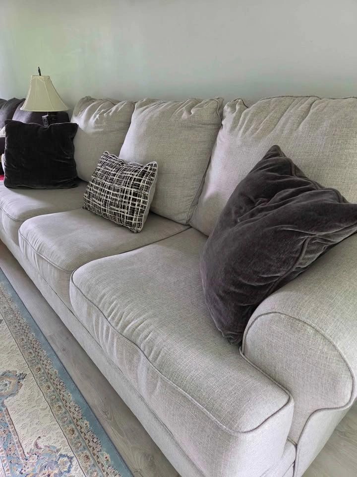Ashley 3 seater sofa - photo 2