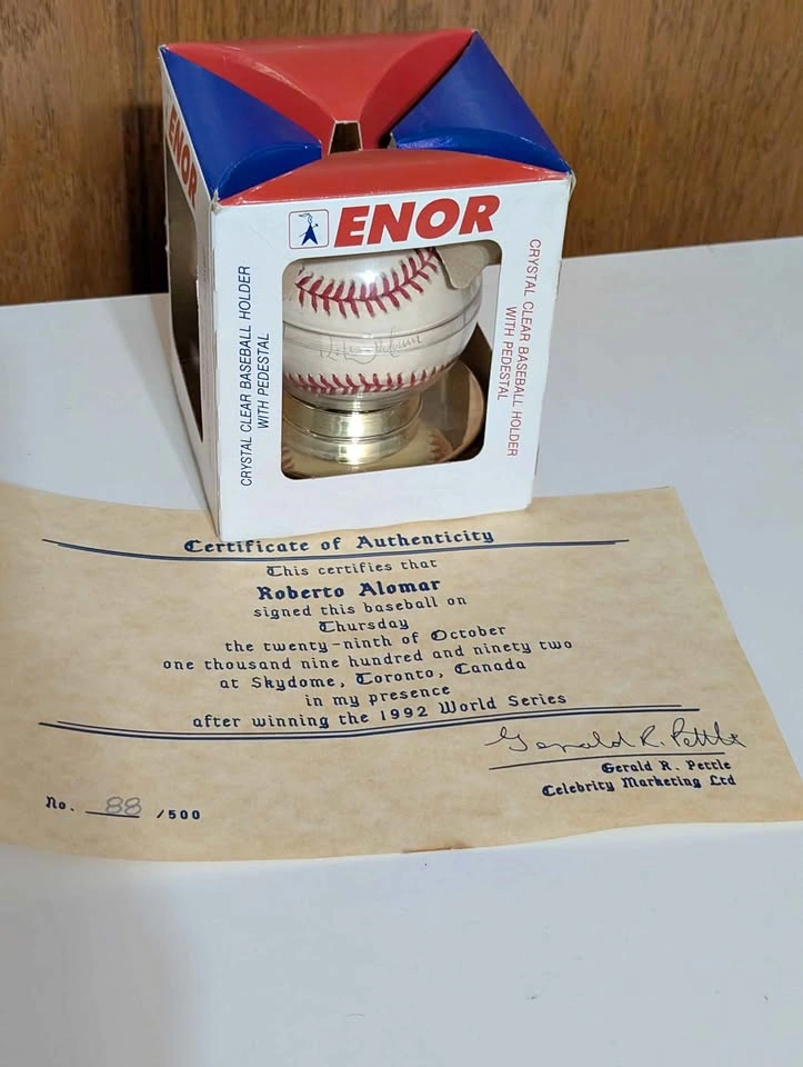Roberto Alomar Signed 1992 World Series Baseball with COA