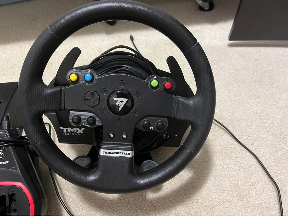 Thrustmaster TMX Pro + TH8S Shifter - photo 2