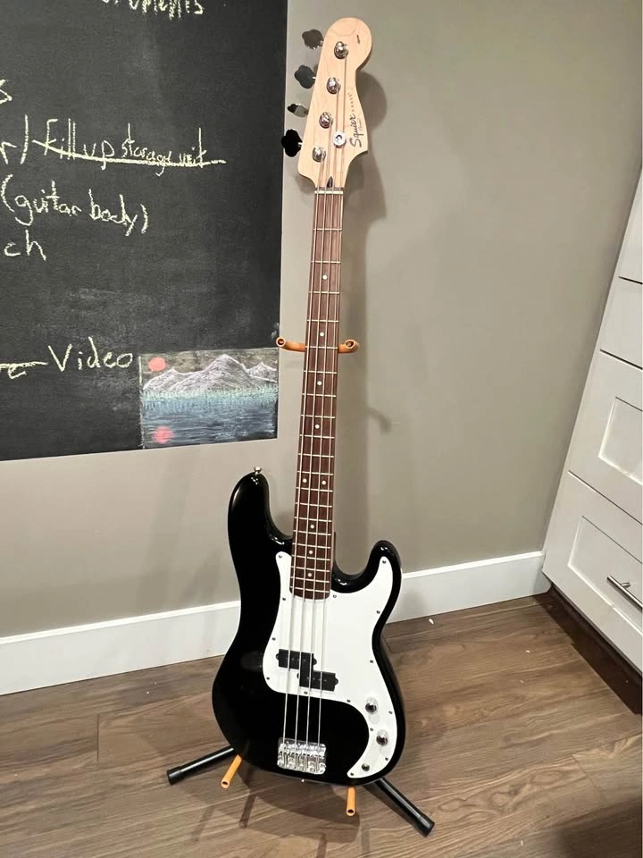 Fender P Bass Affinity Bass Guitar 🚚 Free Delivery - photo 3