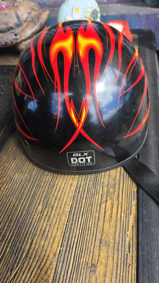 GLX DOT certified motorcycle helmet flame graphics - photo 3