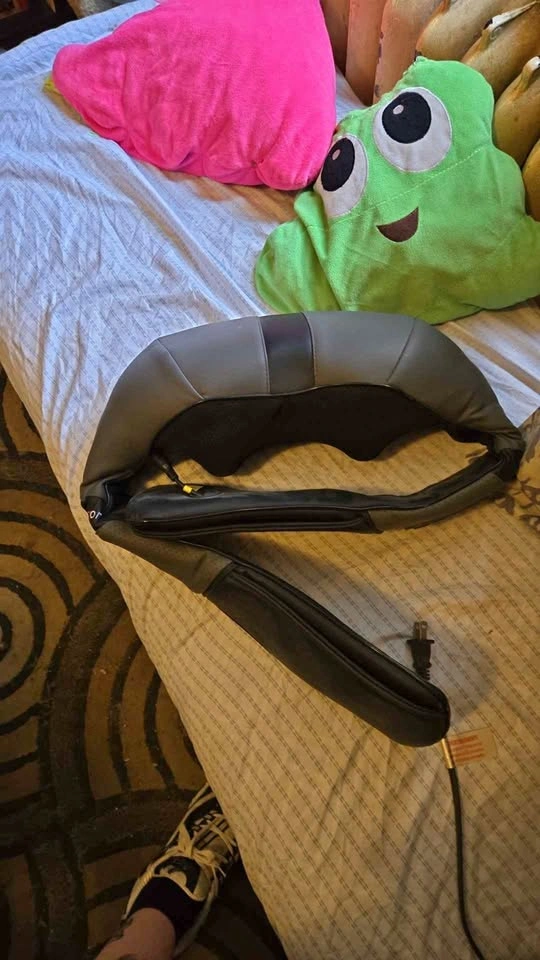 Medcursor Neck and Back Massager
