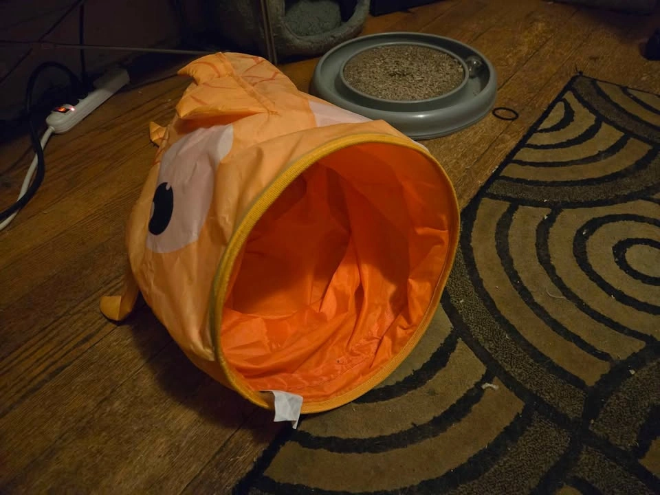 Cat hide tunnel bed - photo 2