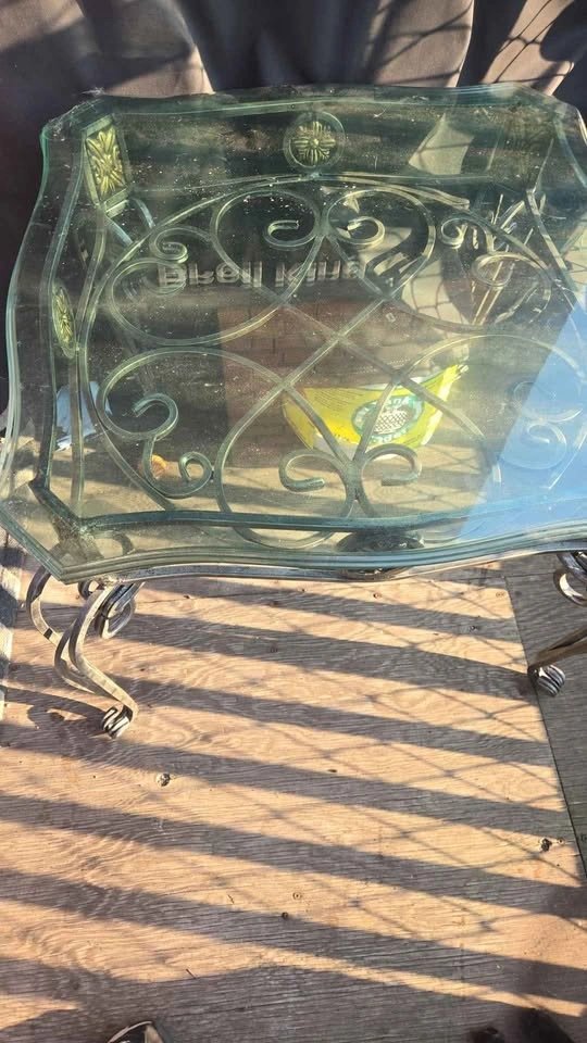 Side table - photo 2