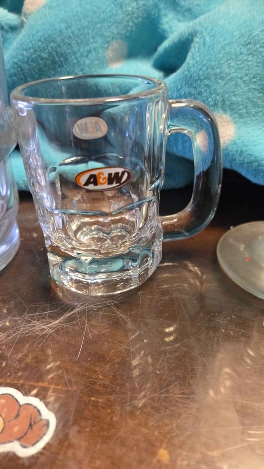 Assorted Glassware Collection - photo 3