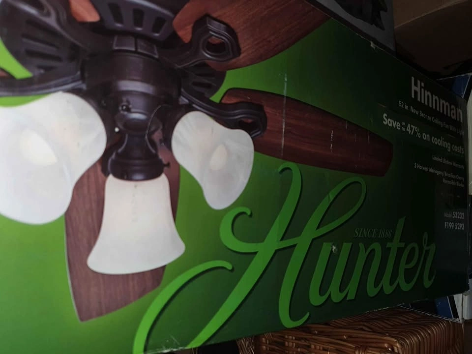 New in box Hunter Hinman 3-Light 5-Blade Ceiling Fan - 52" - photo 3