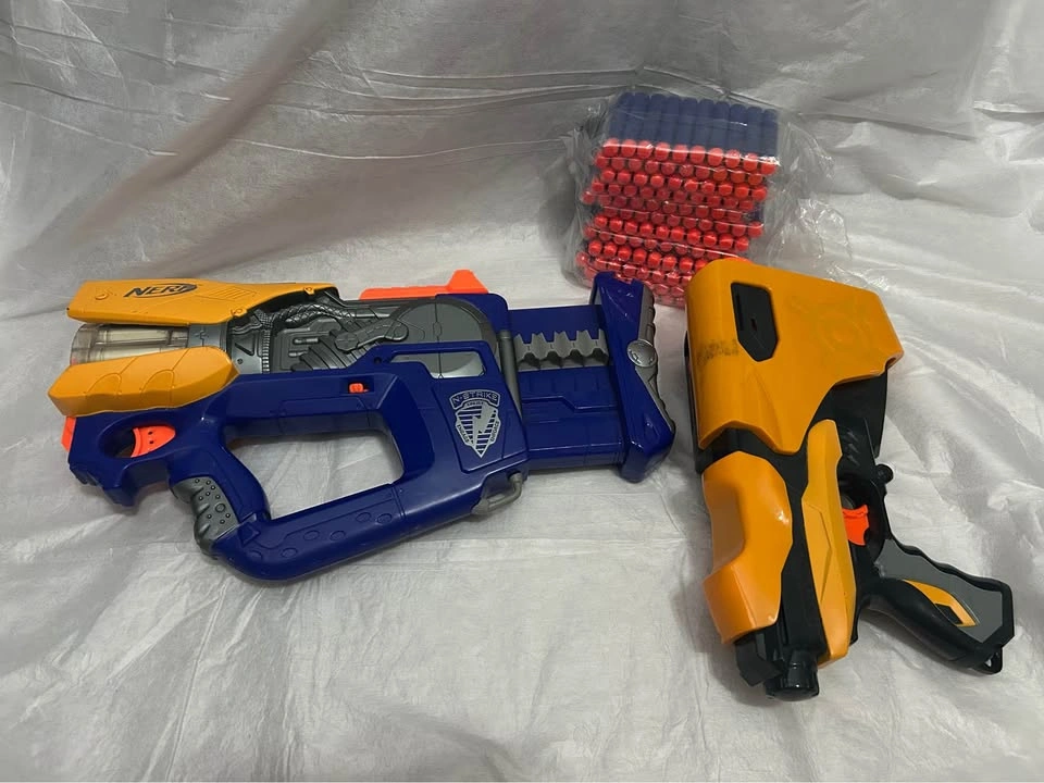 Nerf N-Strike Barricade RV-10 and Dart Tag Swarmfire Blaster Lot - photo 2