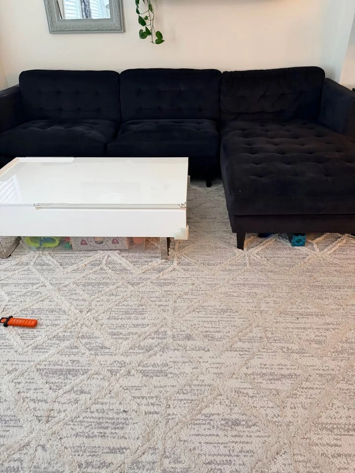 Black Velvet Tufted Sectional Sofa with Chaise - photo 2