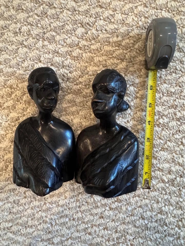 Vintage Hand Carved African Couple in Ebony Wood - photo 2