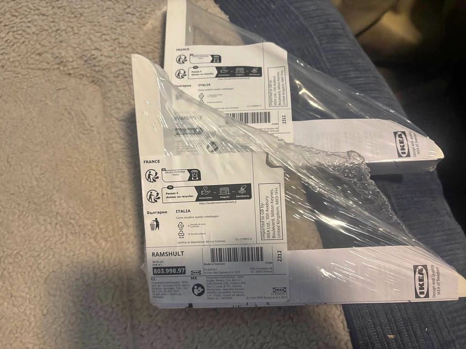 NEW IKEA RAMSHULT White Shelf Brackets (Pair) - Unopened
