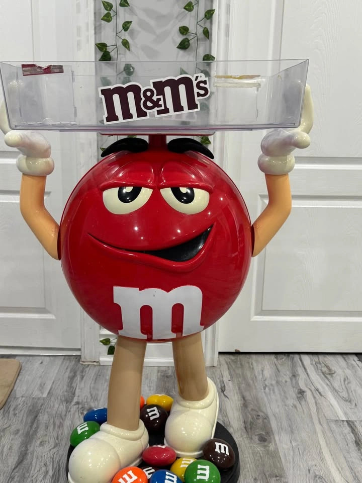 M&M's Red Character Candy Display Stand - photo 2
