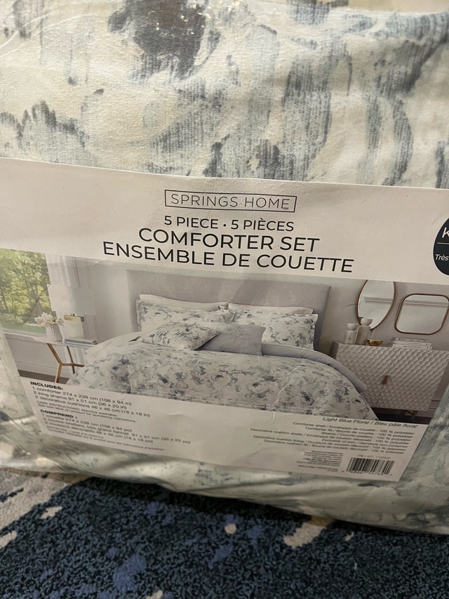 Springs Home King Size Single Comforter - Light Blue Floral