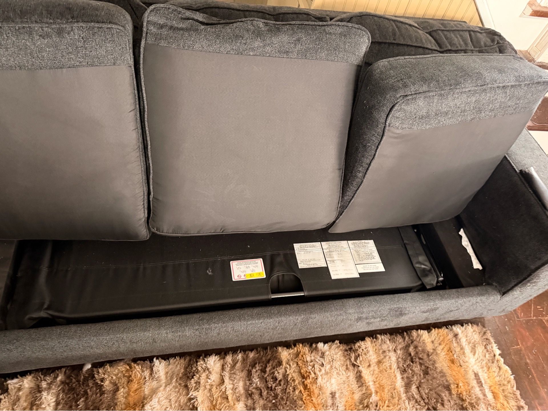 Ashley furniture sectional with pullout couch - photo 2