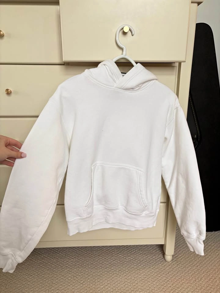 White Aritzia Hoodie