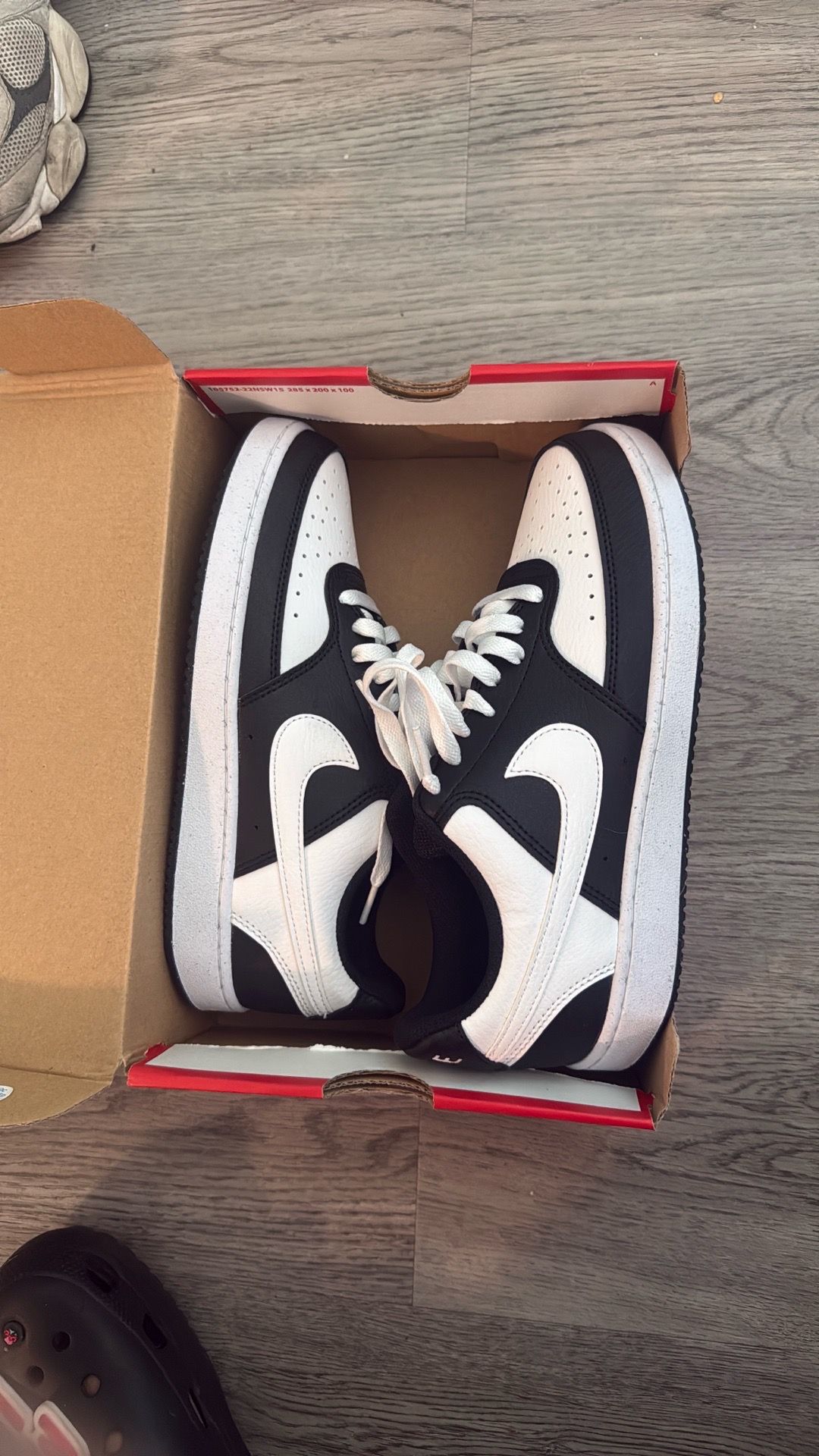 Nike women sneakers size 8.5 - photo 4