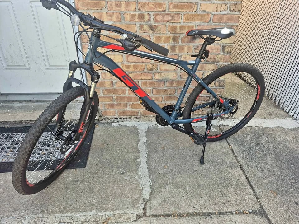 GT Aggressor Pro Mountain Bike