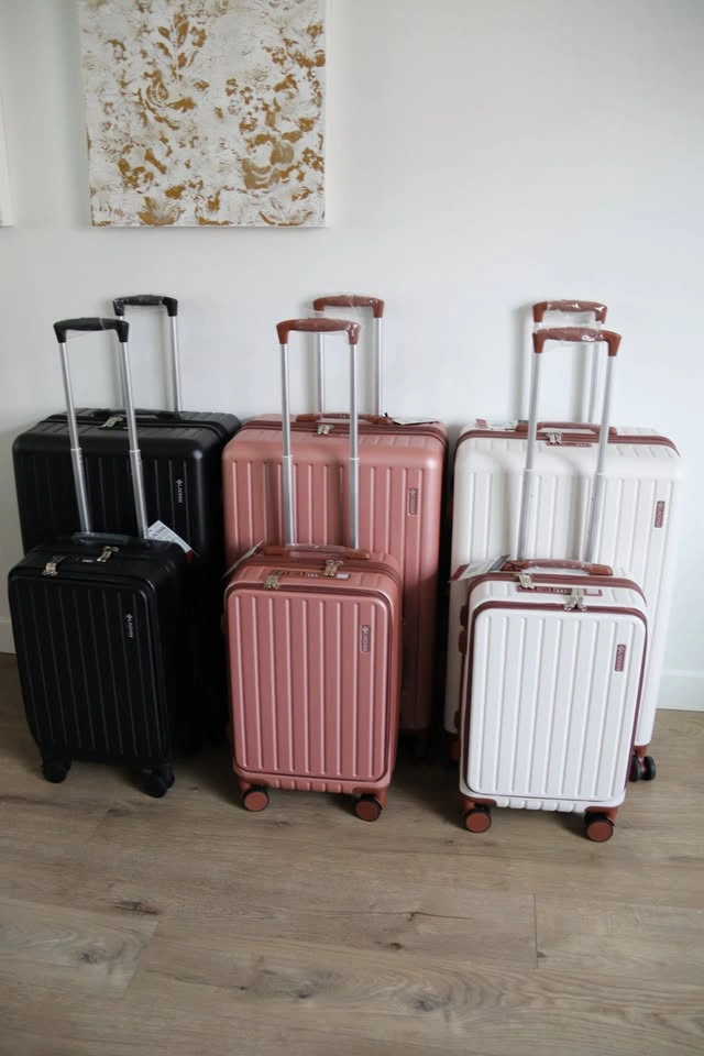 Large, Medium, and Cabin Suitcases - Premium Quality - photo 4