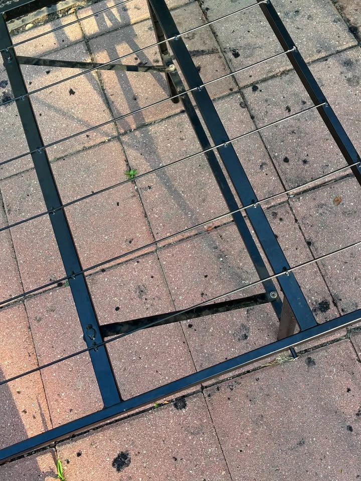 Metal XL Twin Frame - photo 5