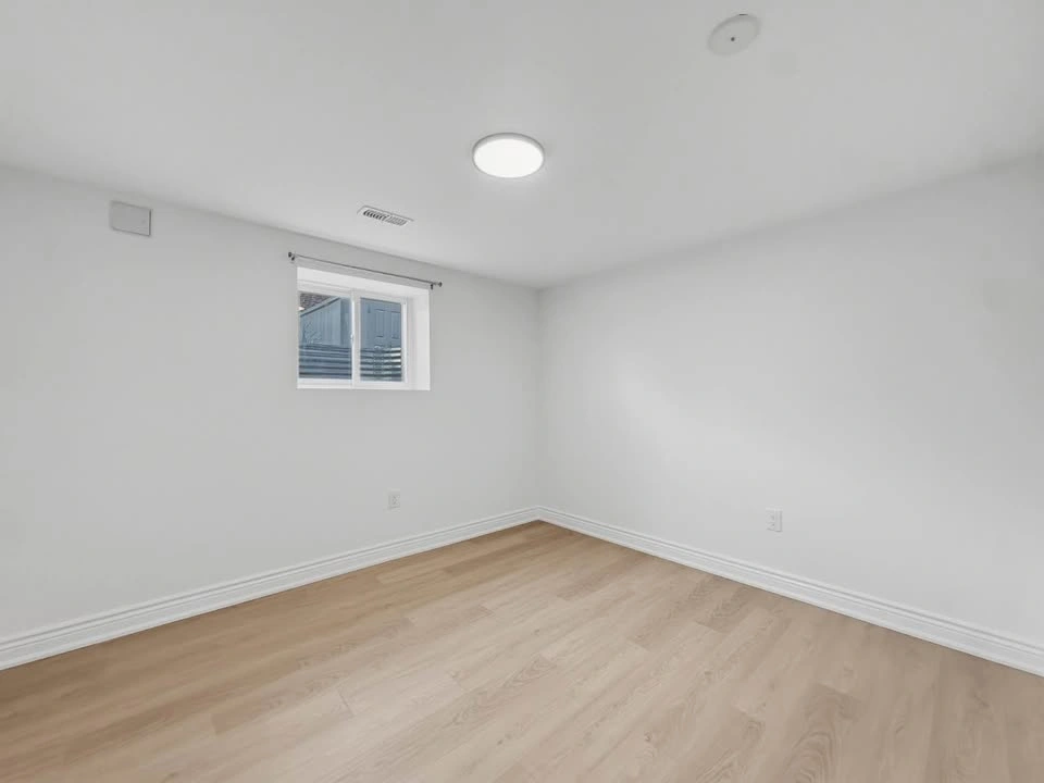 2 Beds 1 Bath - House - photo 5