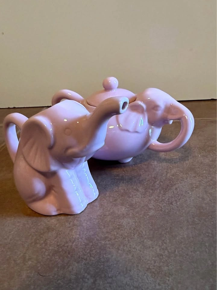 Ceramic Elephant Creamer and Sugar Bowl Set - Lavender - photo 5