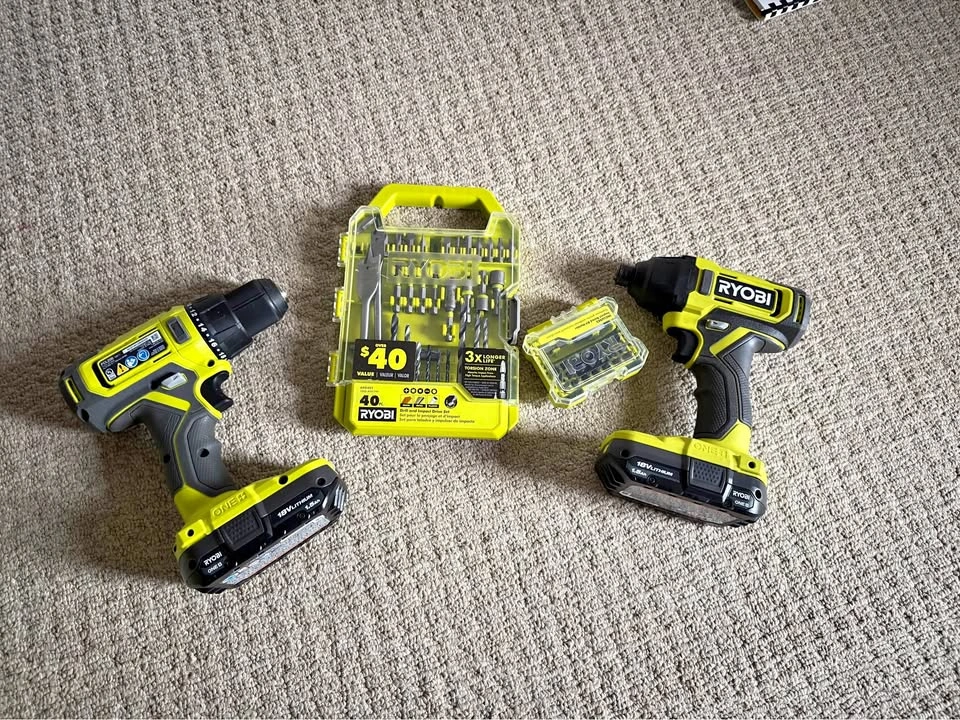 RYOBI ONE+ 18V Cordless Drill & Impact Driver Combo Kit