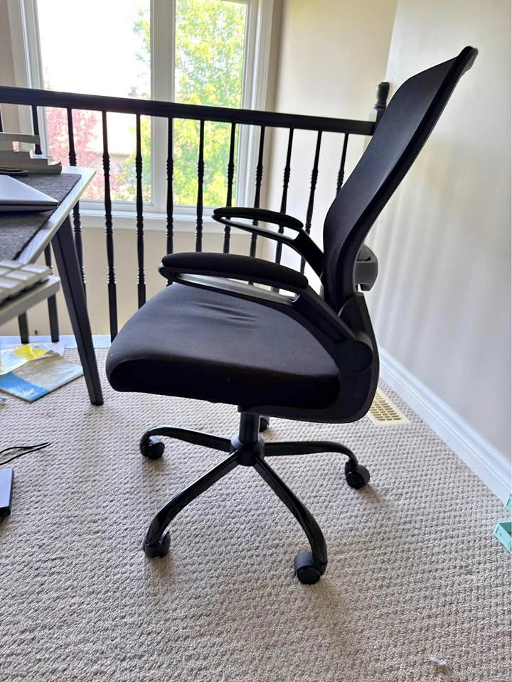 Ergonomic Mesh Office Chair with Flip-up Armrests