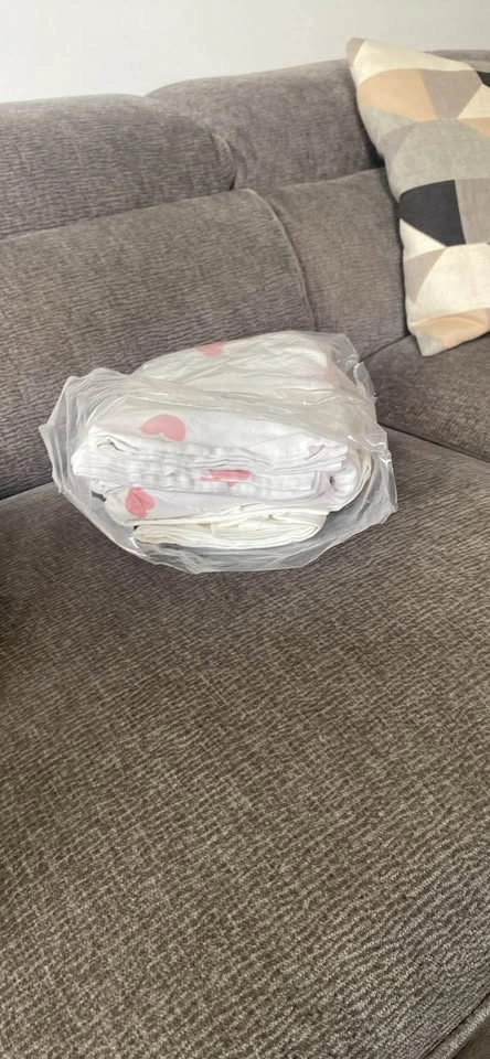 Sheets for twins and double bed - photo 2