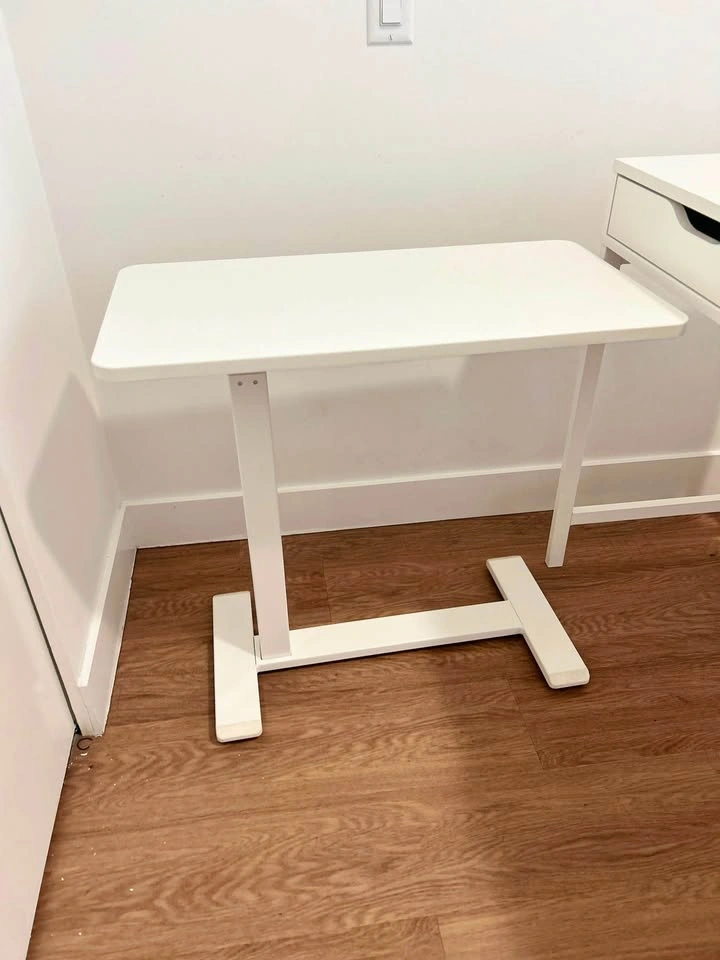 Ikea table with adjustable height and wheels - photo 2