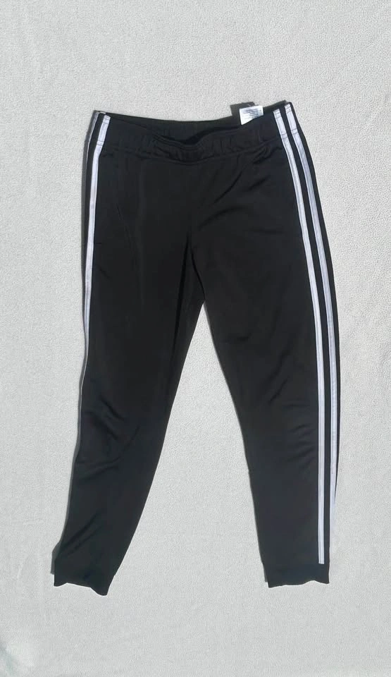 Two black pants both fit same size - photo 3