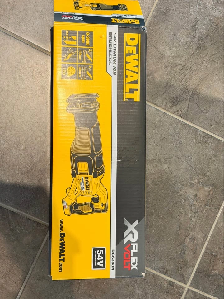 DeWALT 60V MAX / 54V XR FlexVolt Brushless Reciprocating Saw - photo 2