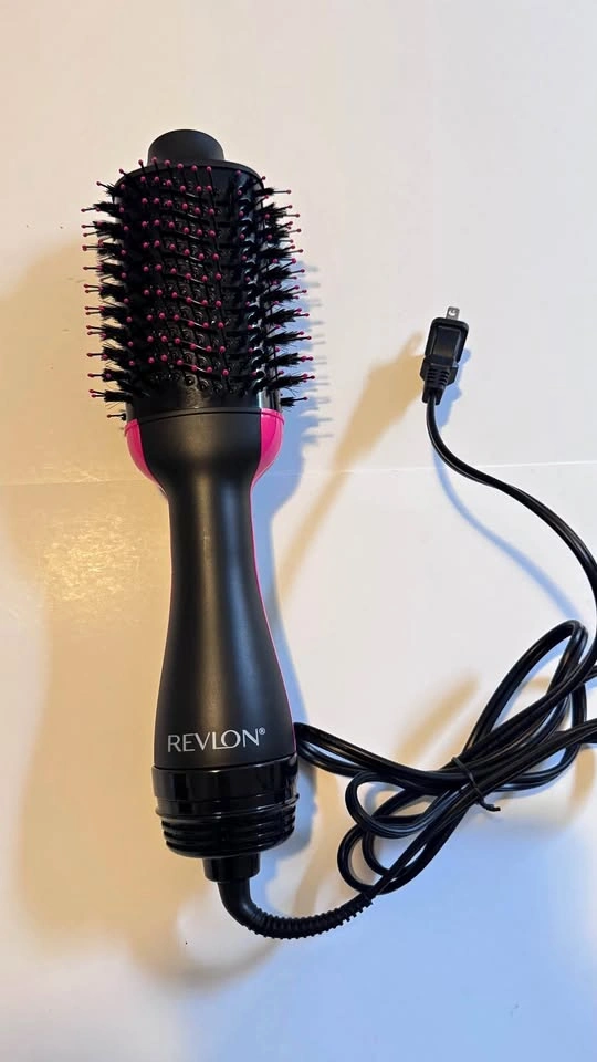 Revlon One-Step Volumizer Hair Dryer and Hot Air Brush