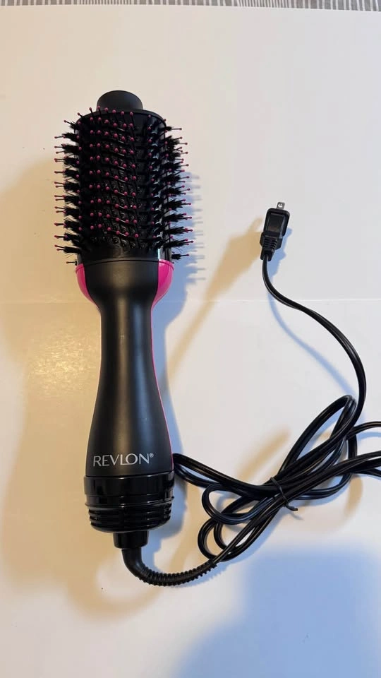 Revlon One-Step Volumizer Hair Dryer and Hot Air Brush - photo 2