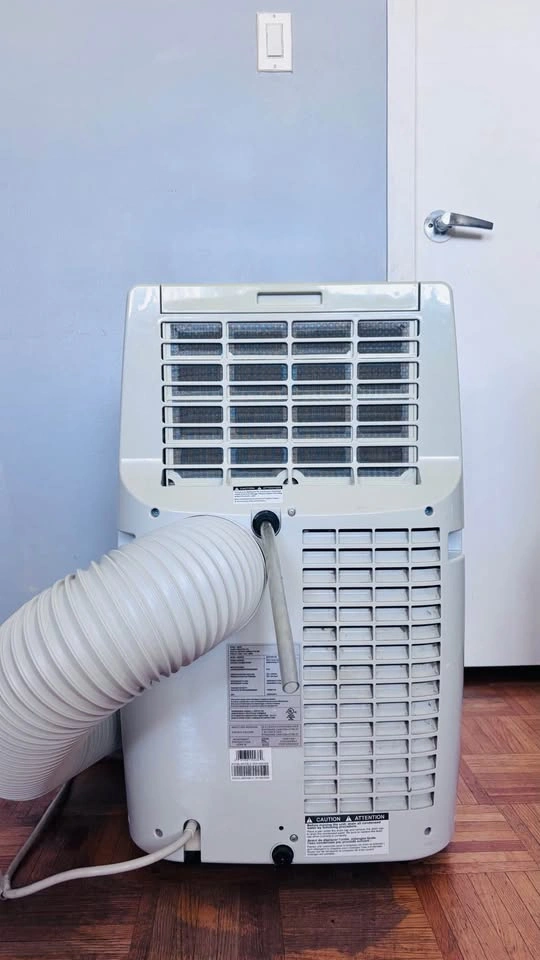 Danby 12,000 BTU Portable AC – Complete Set! - photo 3